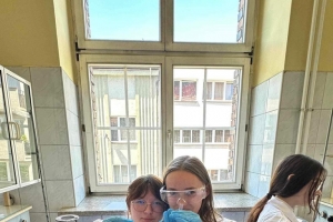 Klasa 1c i 1g na warsztatach chemicznych UŚ w Katowicach - zdjęcie4